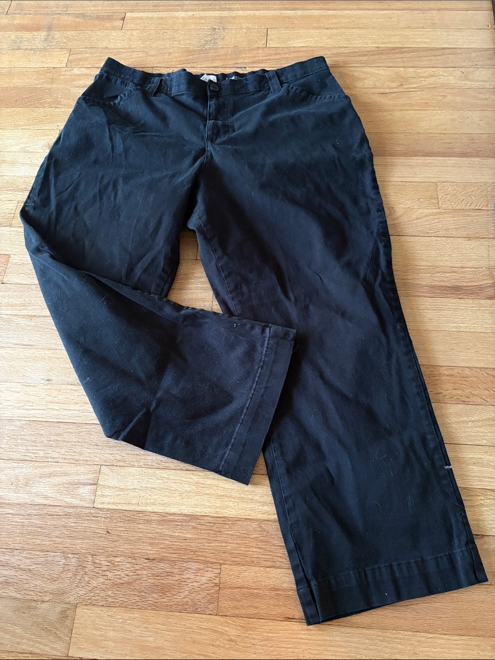 Lee Women's Black Straight-Leg Chinos